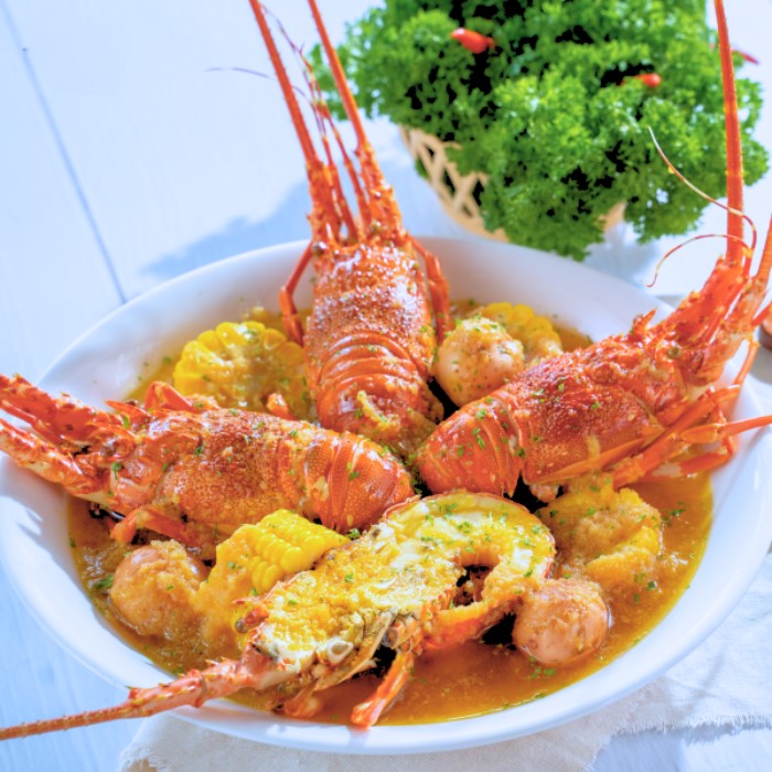 chế biến tôm hùm sốt bơ tỏi