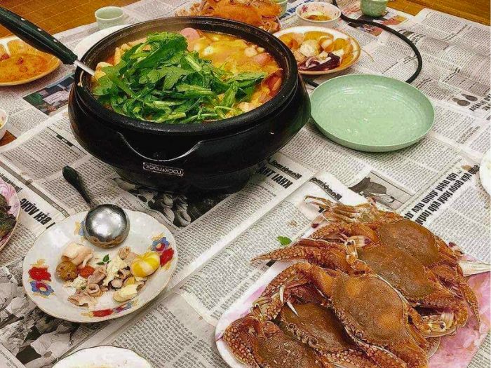 ghẹ đỏ nấu lẩu
