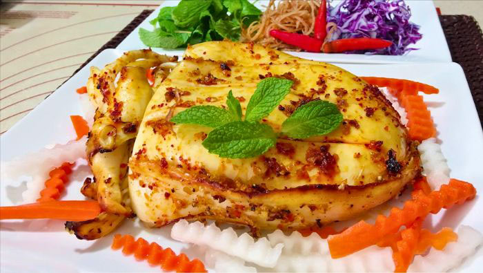 mực nang nướng sa tế