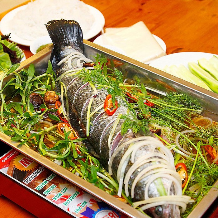 sơ chế nguyên liệu làm cá lăng hấp xì dầu