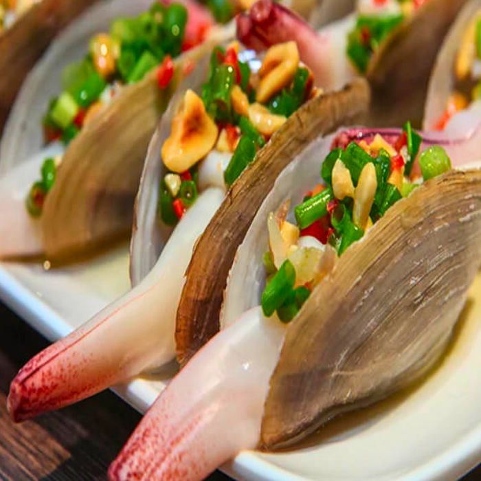 tu hài nướng mỡ hành