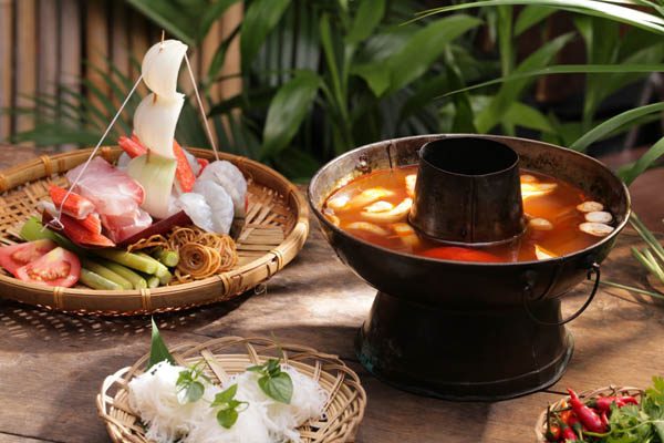 cách trình bày lẩu hải sản không cần xương