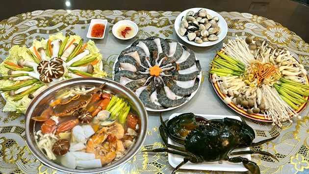 cách trình bày lẩu hải sản ngọt thanh