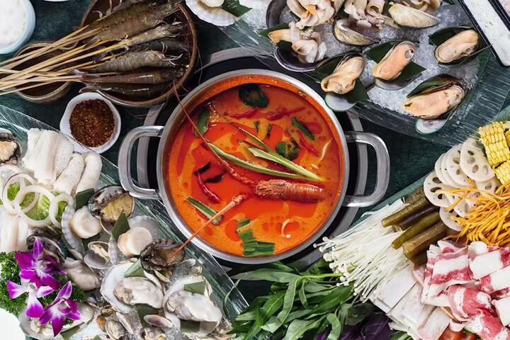 lẩu hải sản chua cay kiểu Thái