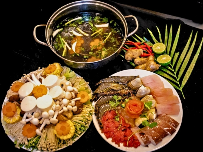 trình bày lẩu nấm hải sản đẹp