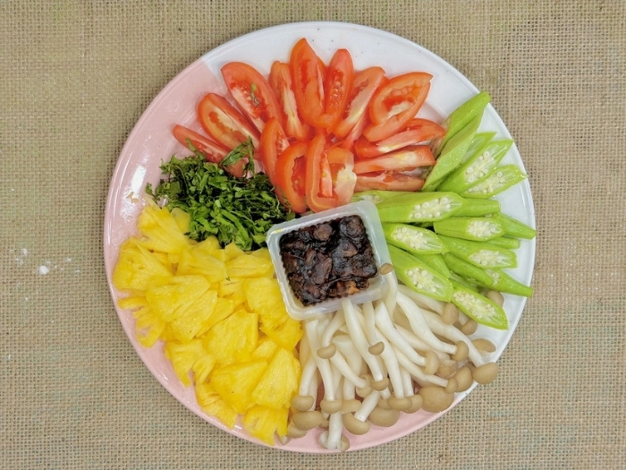 nguyên liệu phụ trợ cách nấu lẩu hải sản thập cẩm