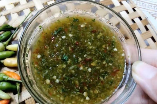 Nước sốt Thái chua ngọt