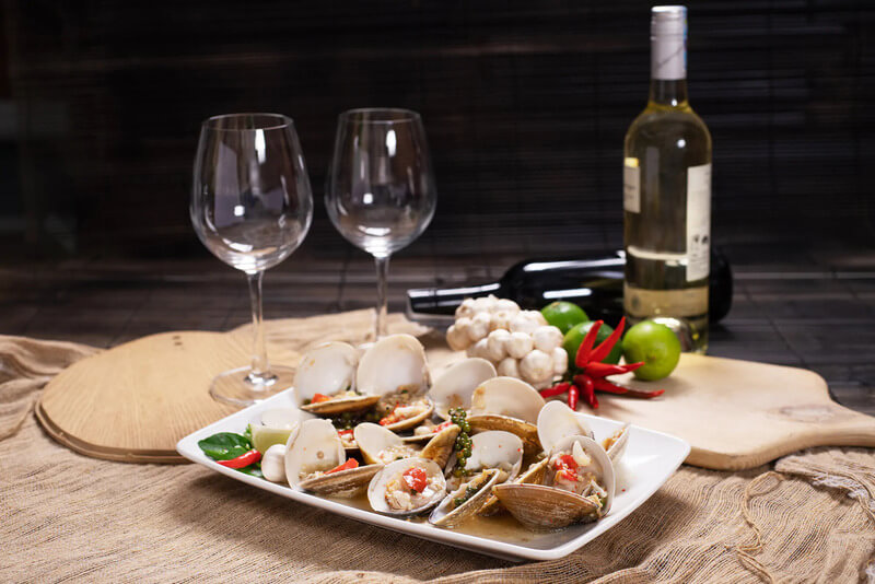 Combo hải sản tươi & vang trắng